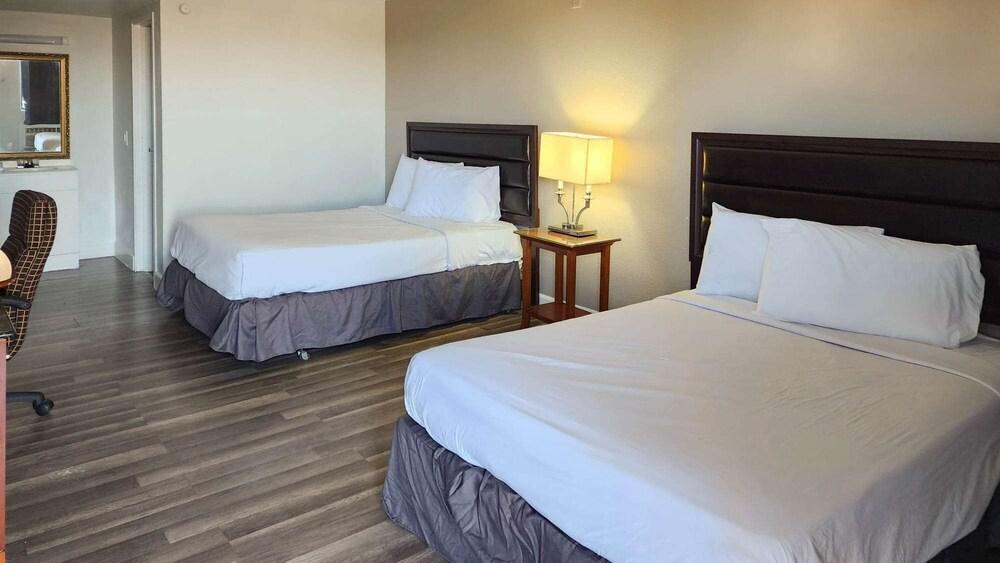 Motel 6 Henderson, NV