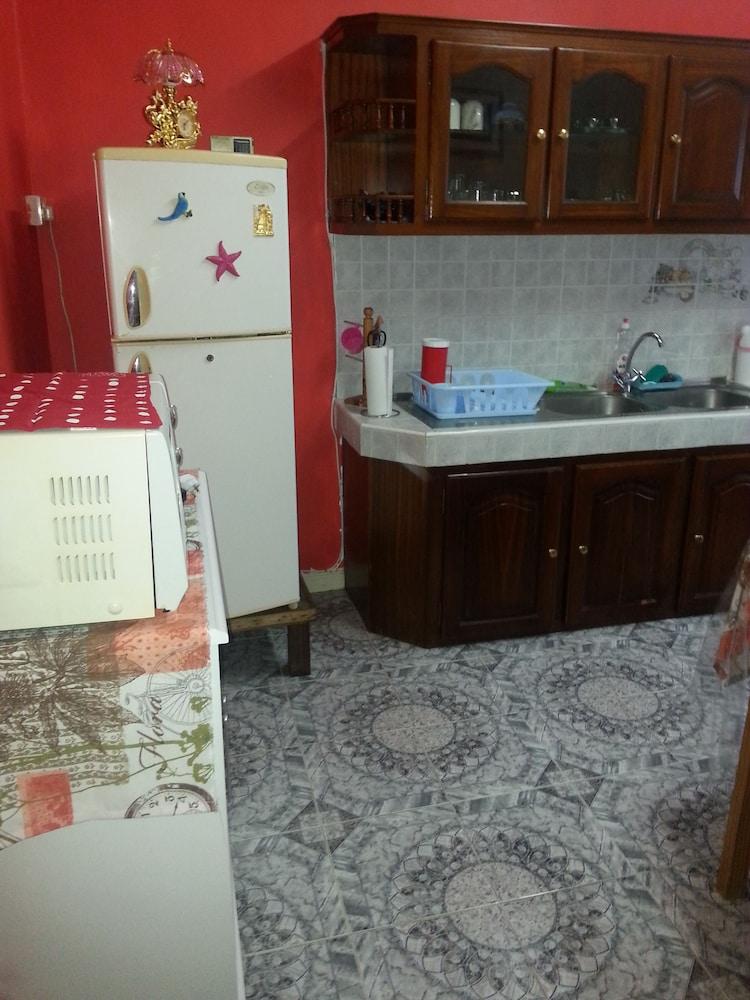 Sunset Beach Apartment