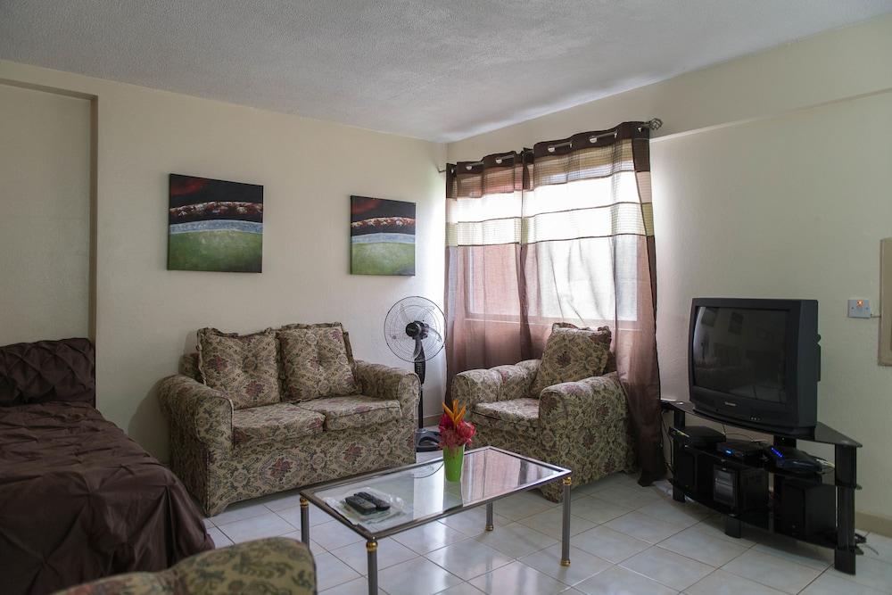 Island Breeze Studio