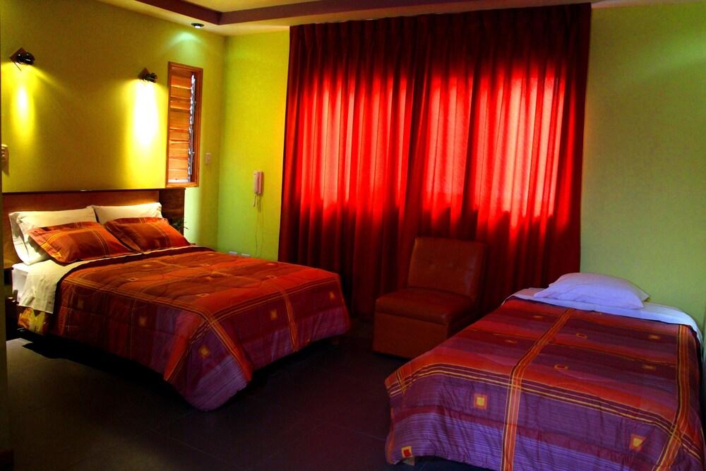 Hotel Villa Kitzia Huacho