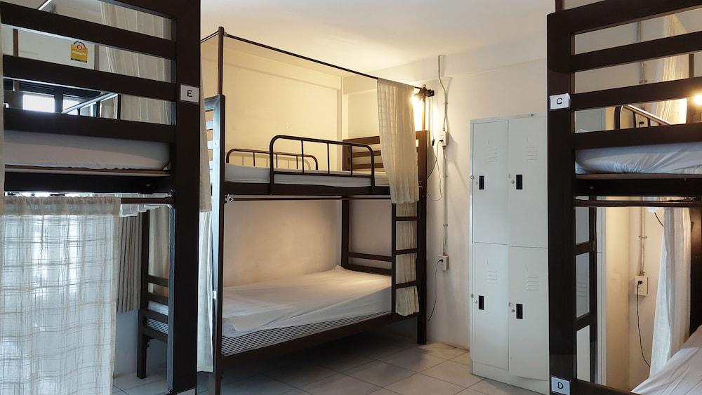 Happynest Inspiring Hostel