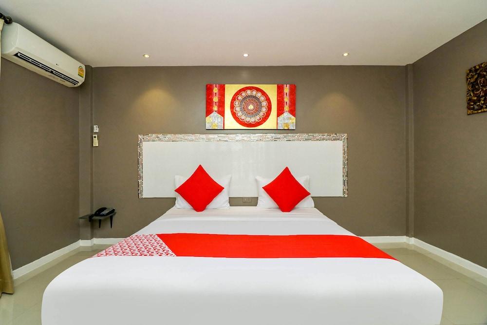 Natural Beach Hotel Pattaya