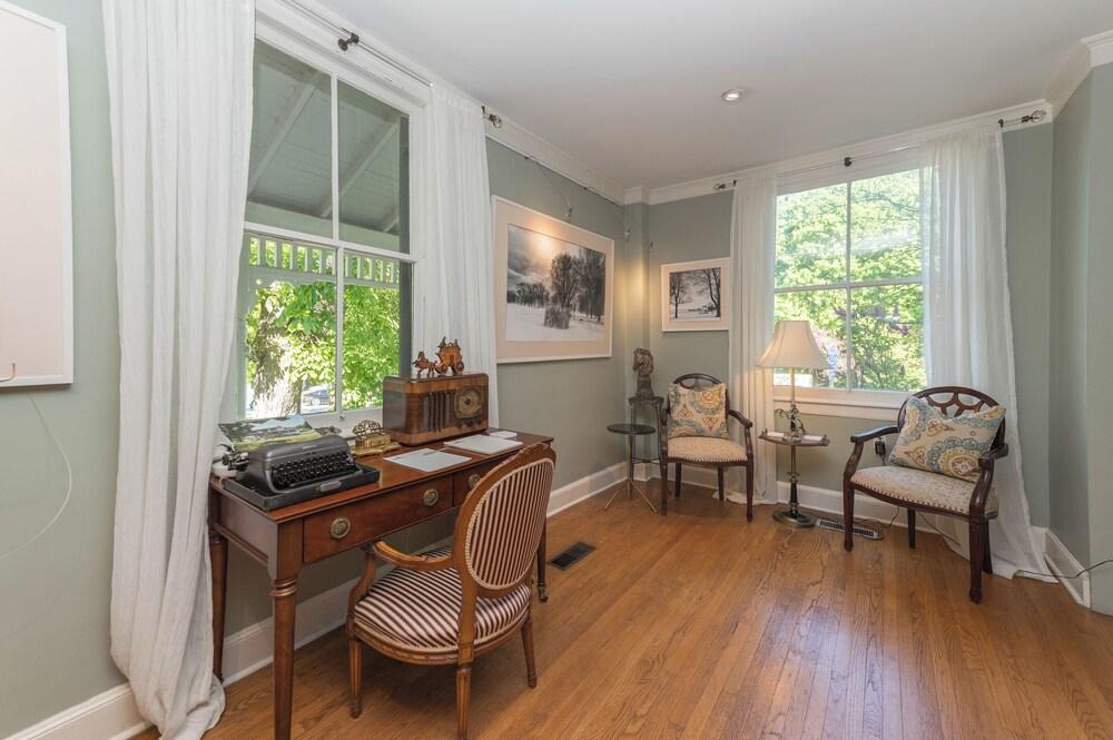 The Old Bank House Bed & Breakfast