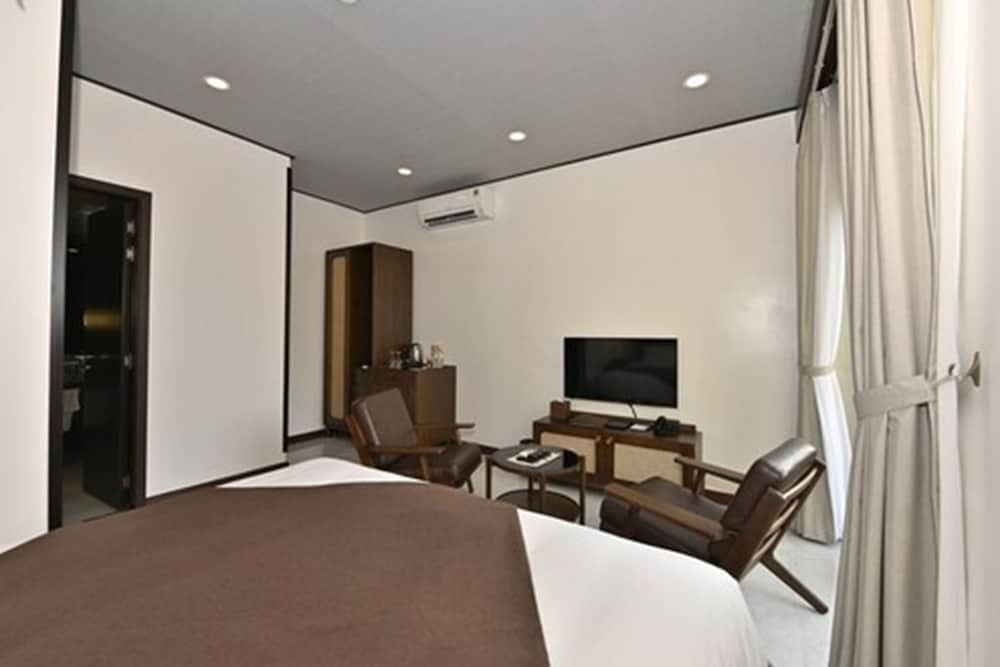 The Blossom Resort Island Da Nang