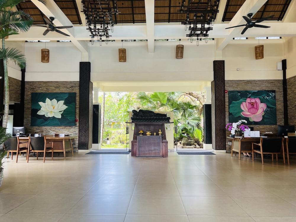 The Blossom Resort Island Da Nang