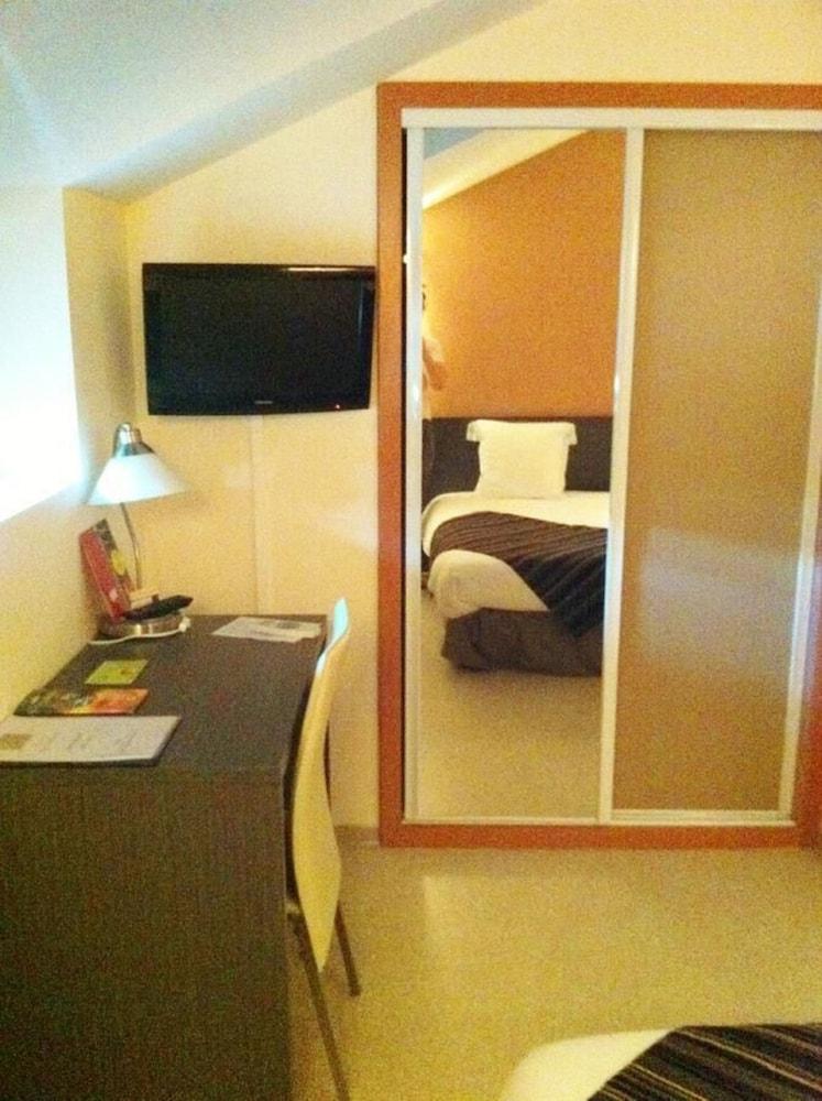 FASTHOTEL LE RALE DES GENETS - Un hôtel FH COLLECTION