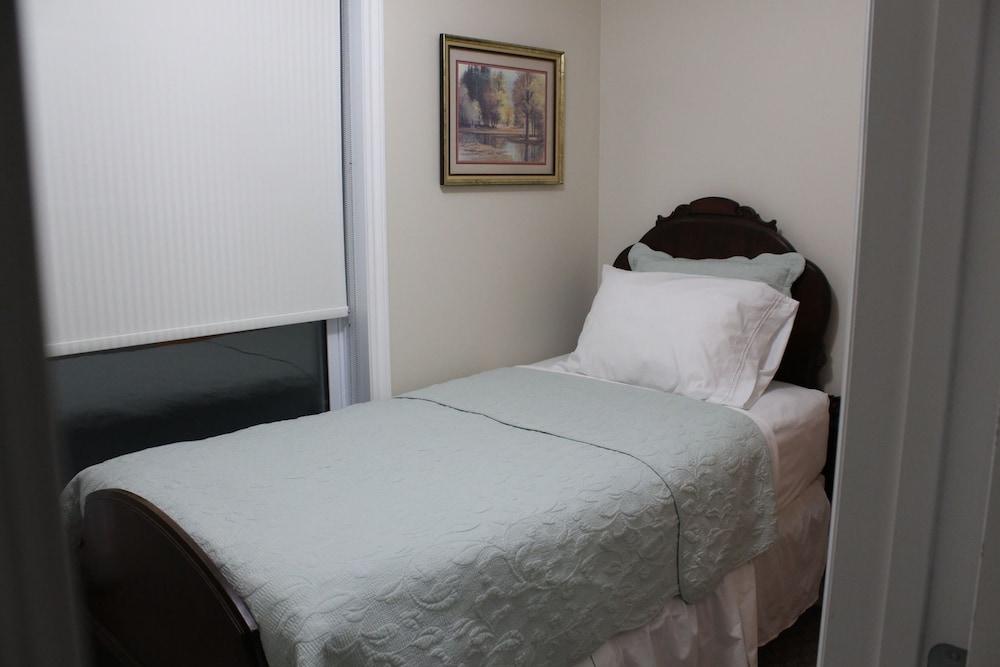 Honeycomb Bed & Breakfast