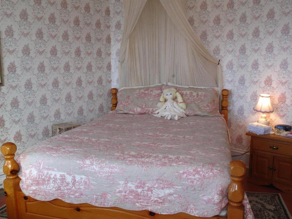 The Nelson House Bed & Breakfast