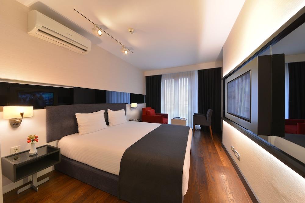 Nish İstanbul Suites