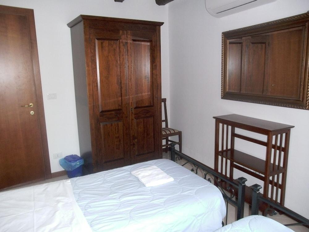 Sweet Venice - rooms & apartments