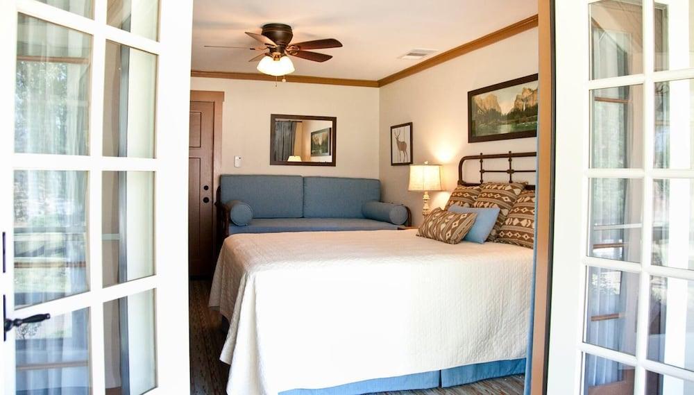 Sierra Sky Ranch, Ascend Hotel Collection