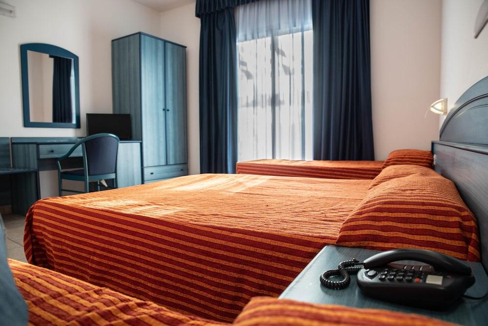 Nicotera Beach Village