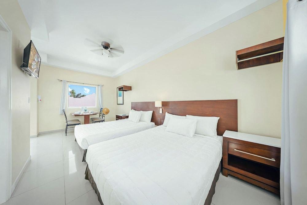Agua Clara Eco Suites
