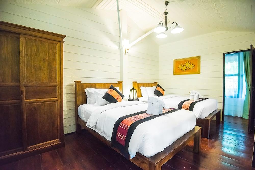 E-Outfitting Doikham Resort