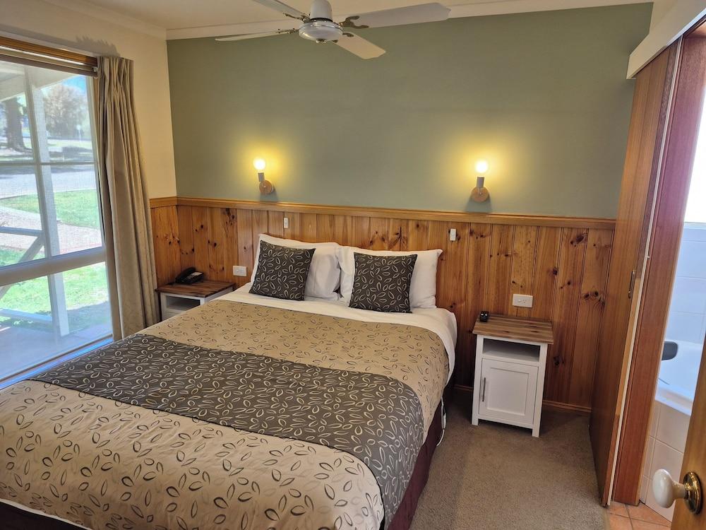 Golden Heritage Cottages