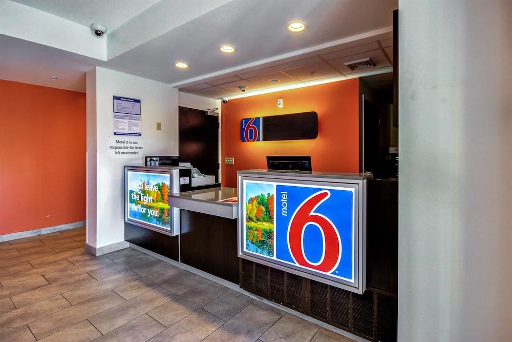 Motel 6 Allentown, PA