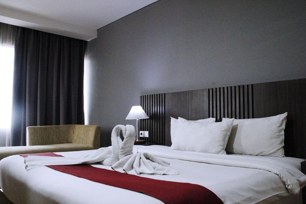 Merapi Merbabu Hotels & Resort Bekasi