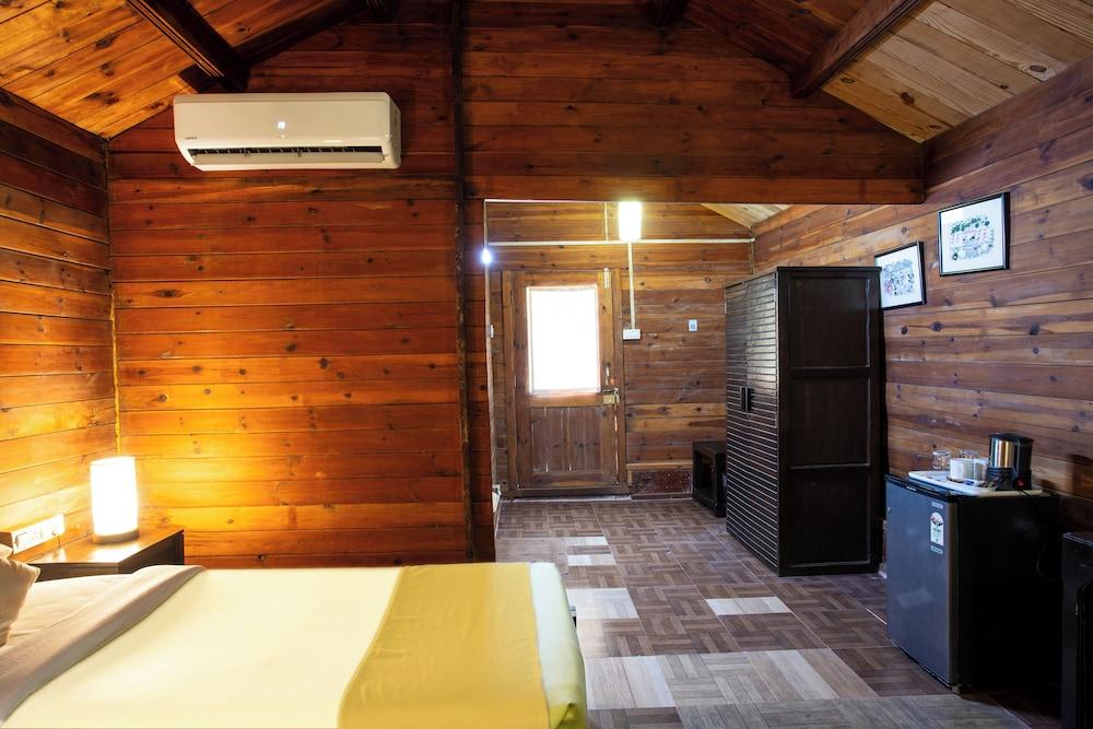 Stone Water Eco Resort