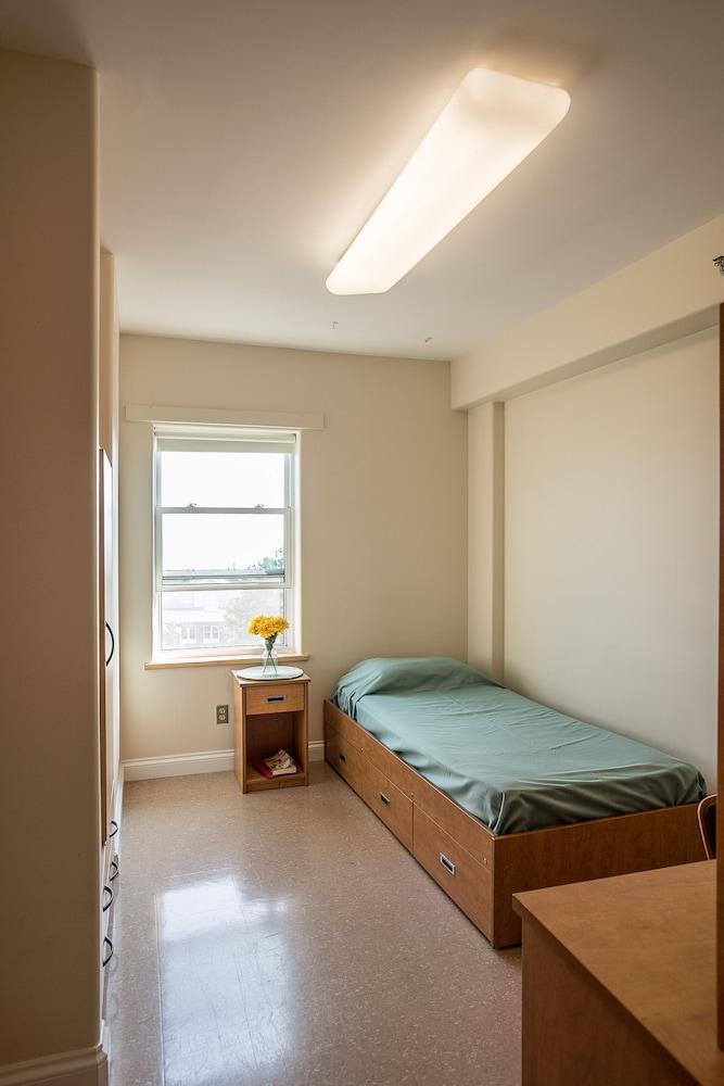 Mount Saint Vincent University Residence - Hostel
