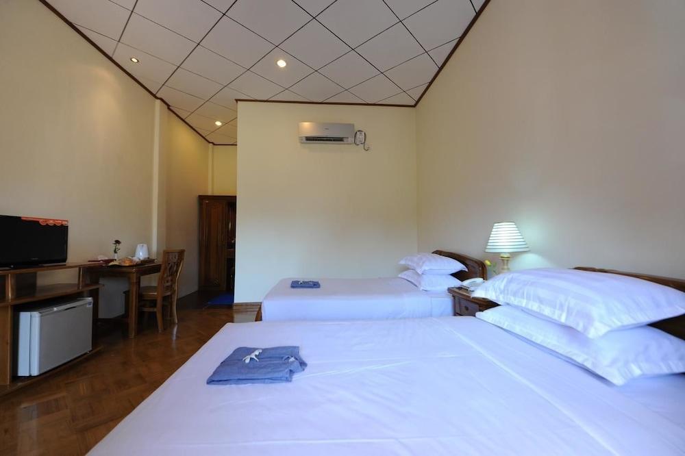 Sky Palace Hotel Bagan