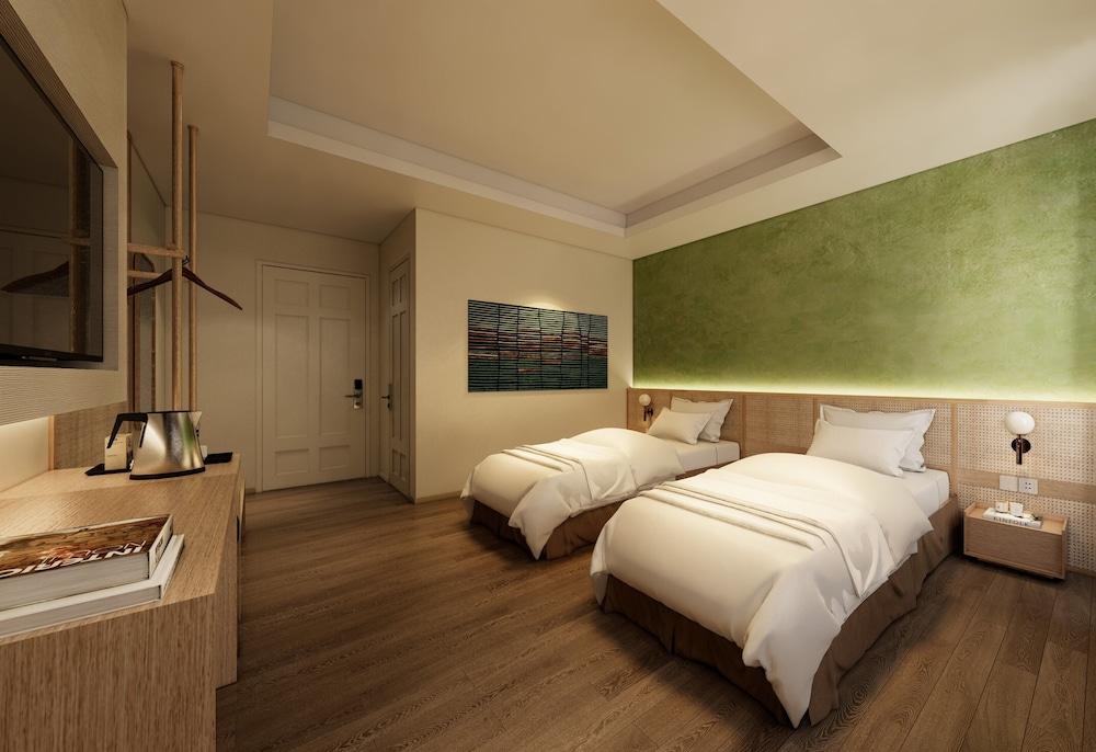 Nik Hotel Nguyen Trai