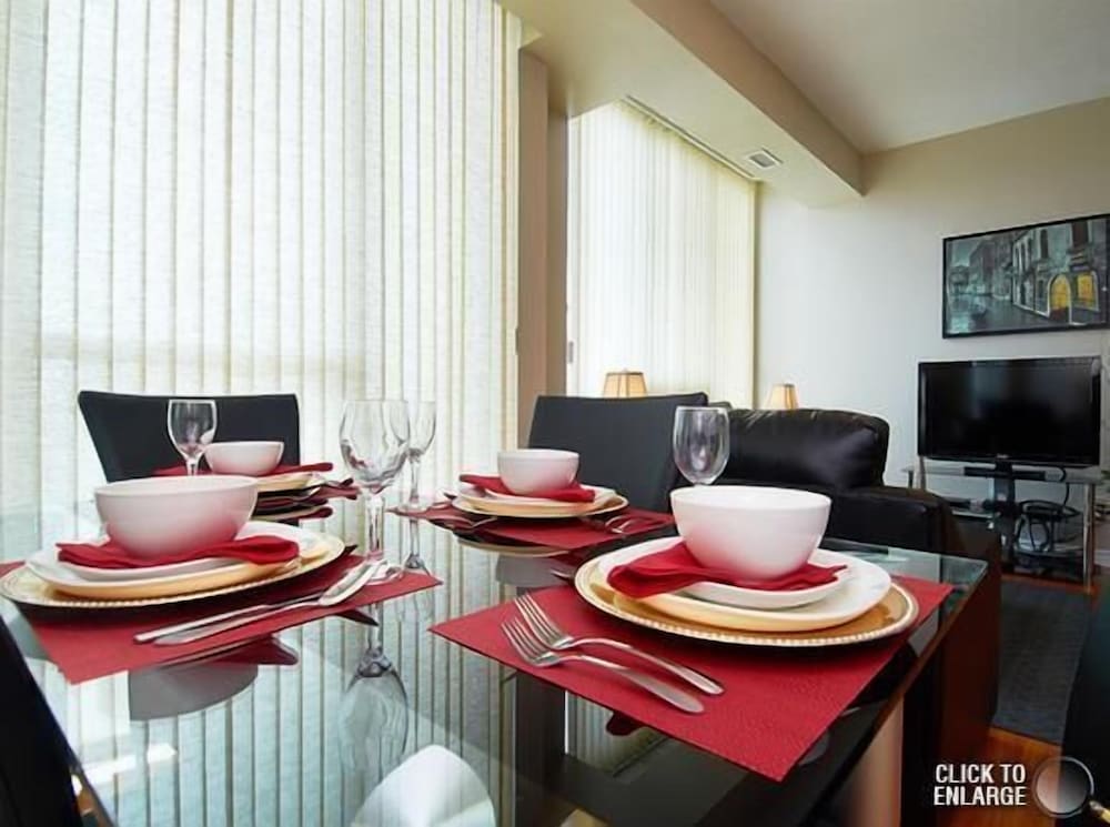 WhiteHall Suites - Mississauga