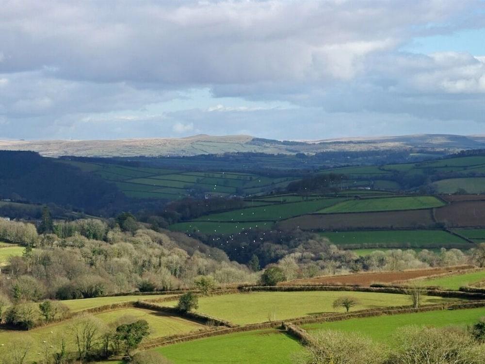 Higher Chapel Farm Bed & Breakfast