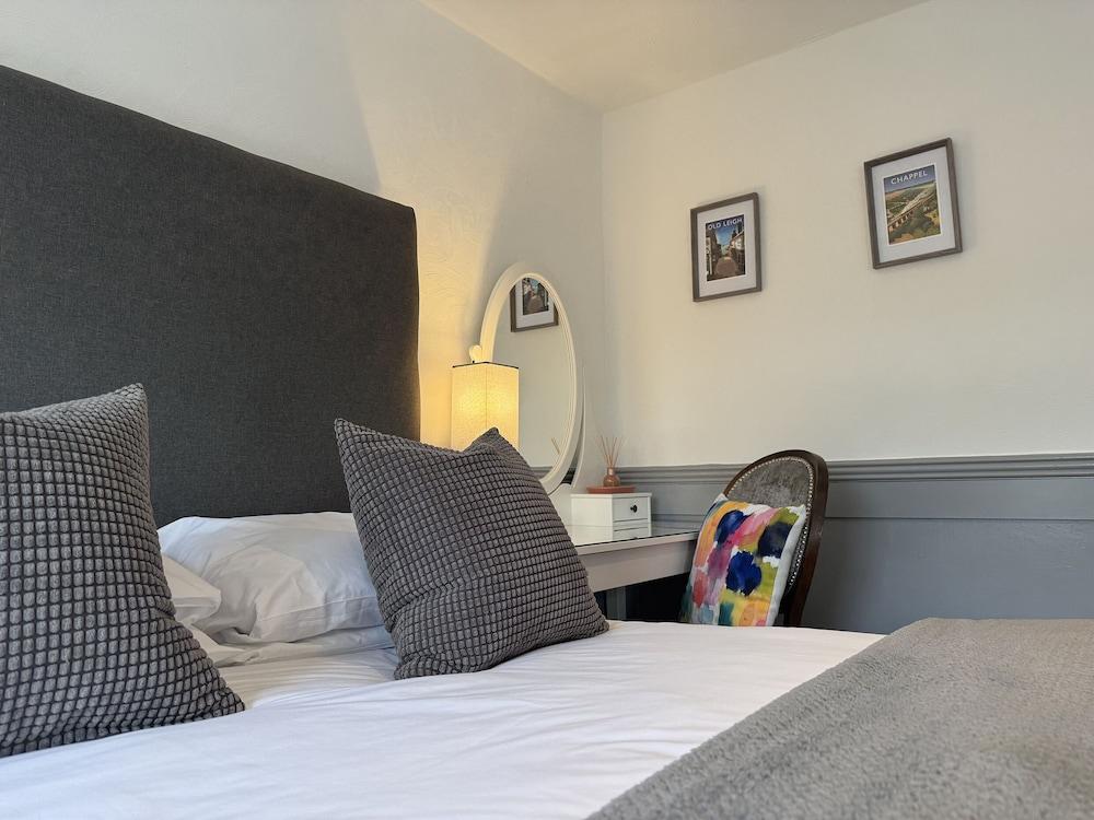 The Blue Anchor Feering