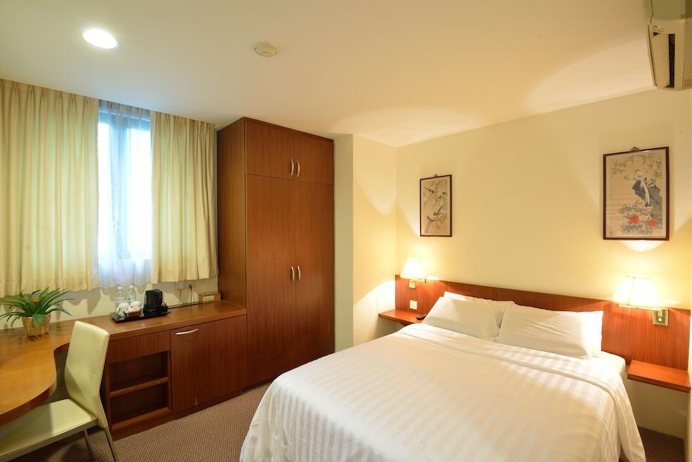 VIP Hotel (SG Clean)