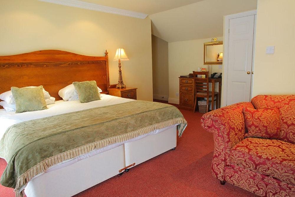 The Atherstone Red Lion Hotel