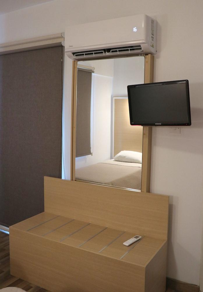 Layiotis Hotel Apartments