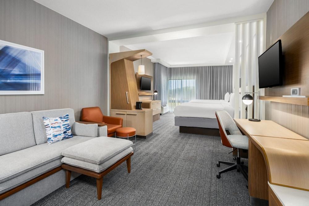 Courtyard by Marriott Auburn