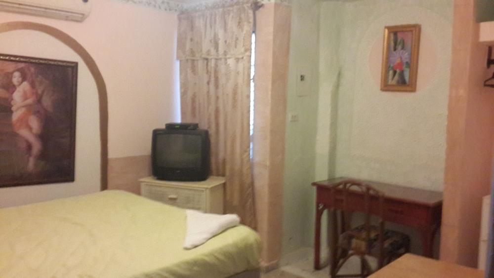 Hotel Jose Contreras