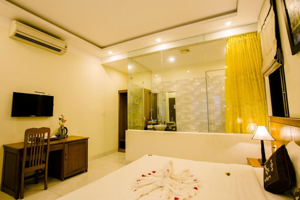 Magnolia Garden Villa