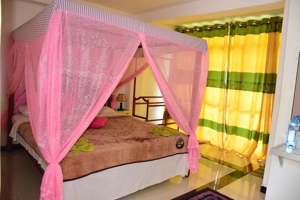 White House Adam's Peak