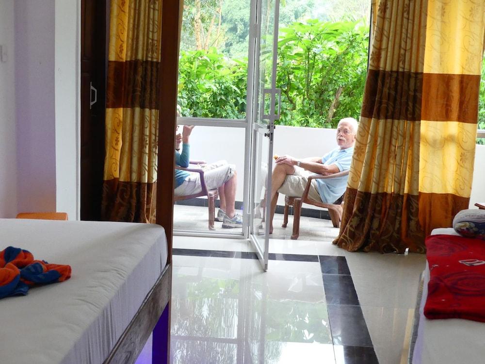 White House Adam's Peak