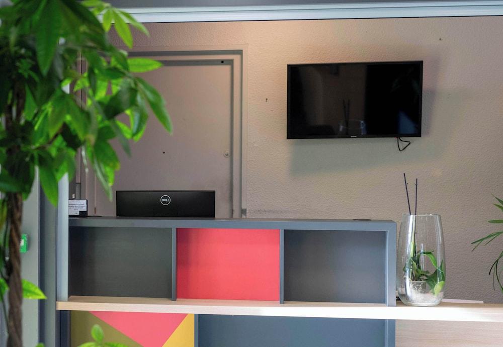 B&B HOTEL Avignon (2)