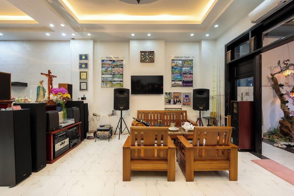 Golden Bell Homestay