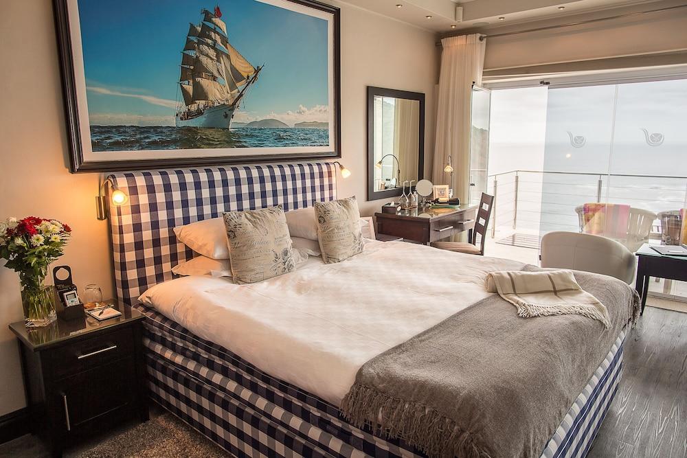 Head over Hills Luxury Retreat