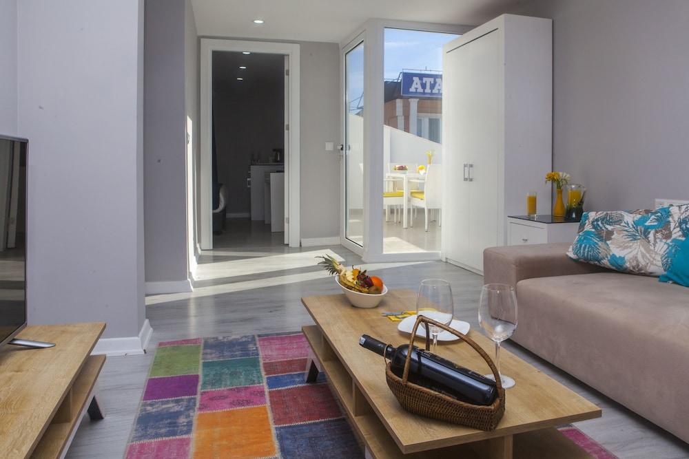 Letstay Hotel - Adults Only