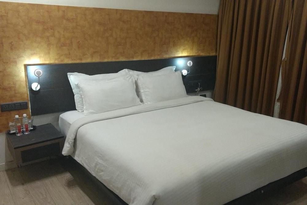 Tansha Comfort Regency