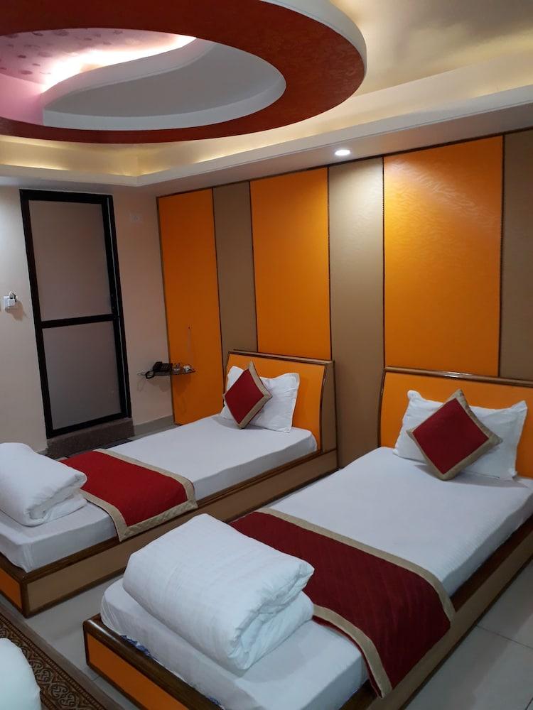 Hotel Royal Celebration Inn