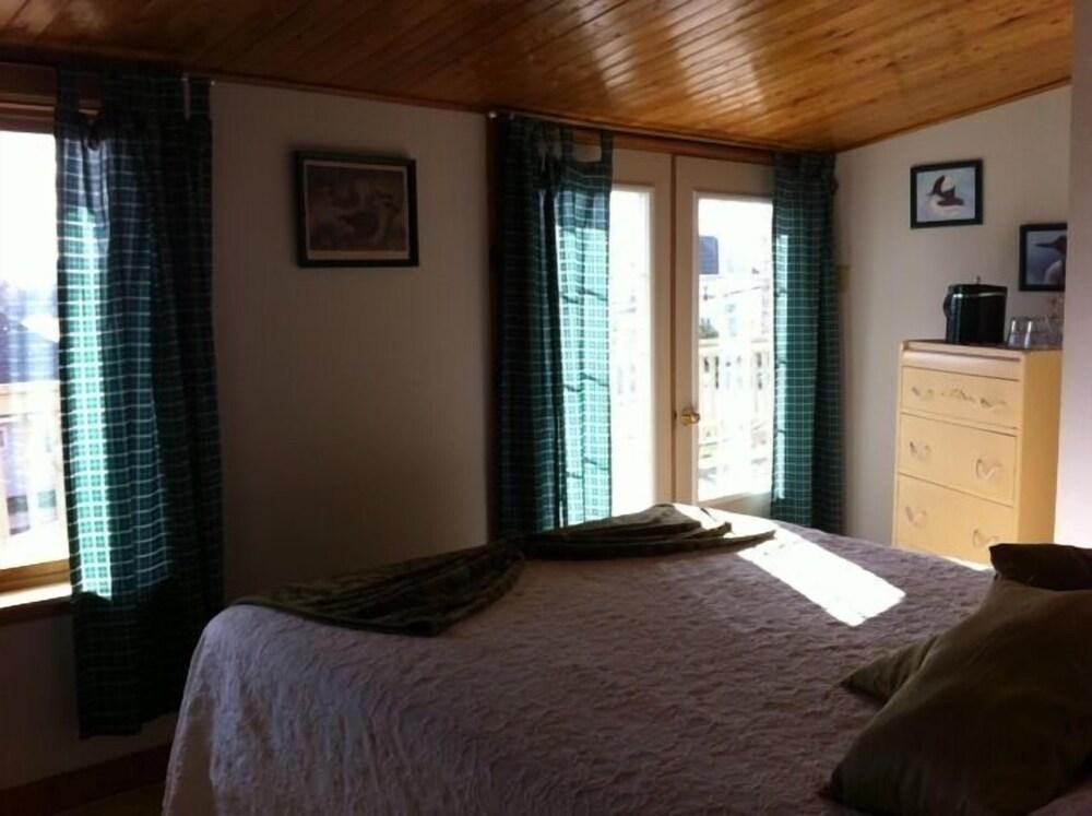 Green Highlander Lodge