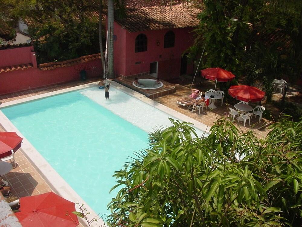 Hostal Restaurante Guaracu