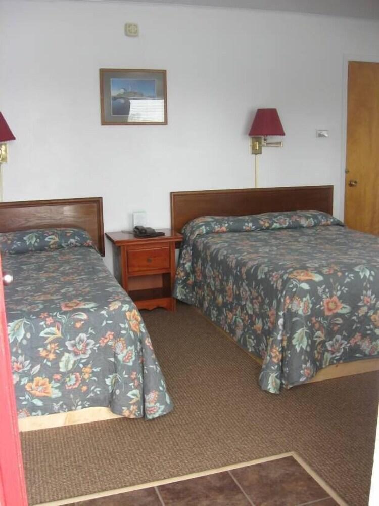 Summerside Motel