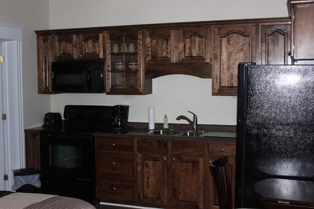 Revere Executive Suites