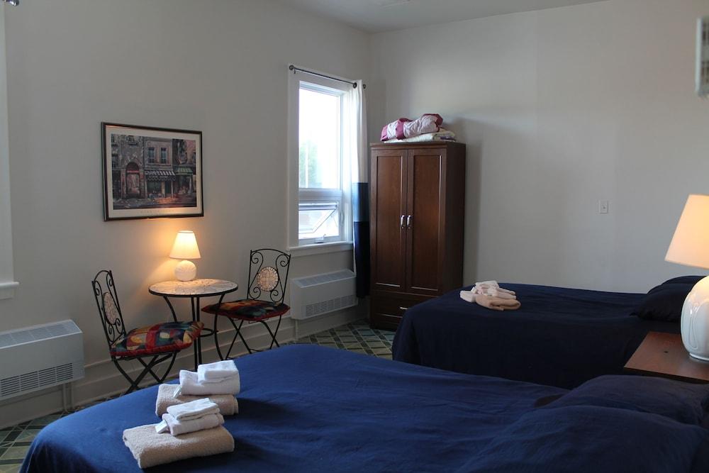 Auberge La Petite École de Forillon