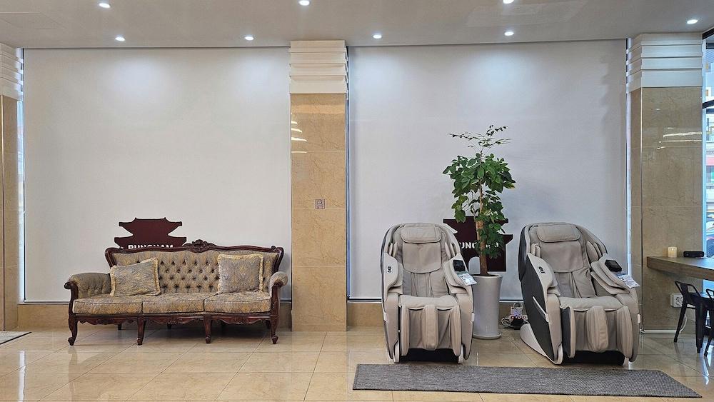 Pungnam Family Hotel