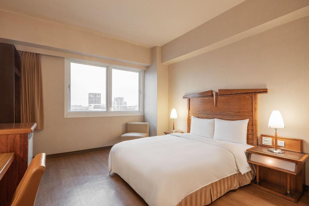 Kindness Hotel Wu Jia