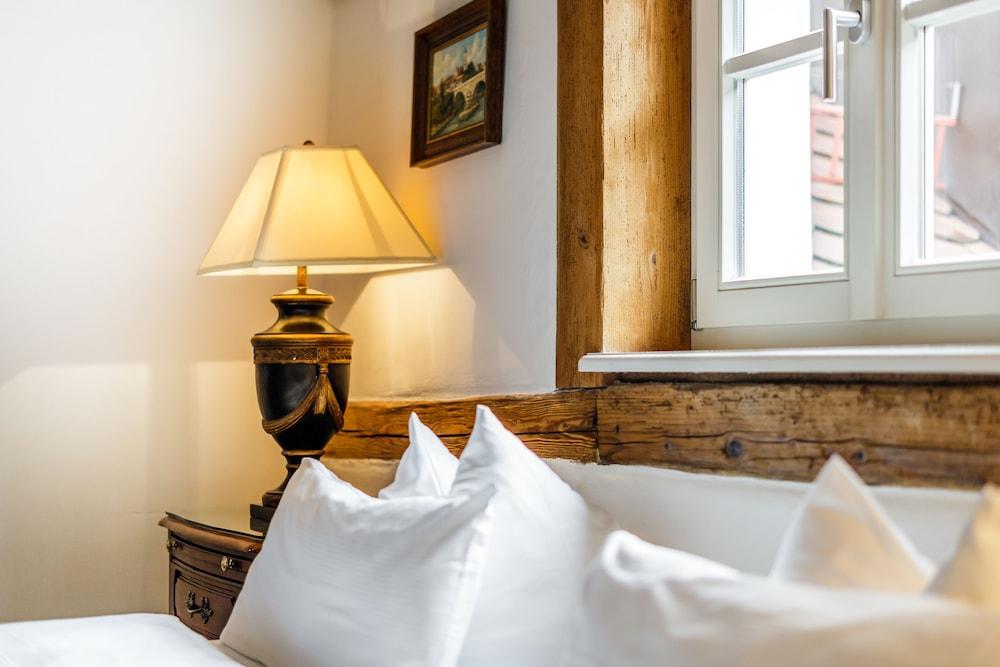 Chin-Chin Hotel ehemals Bohemian Hotel